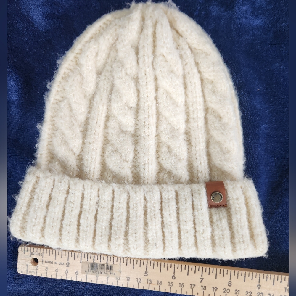 Frye And Co  Cream Winter Hat  Cable Beanie
